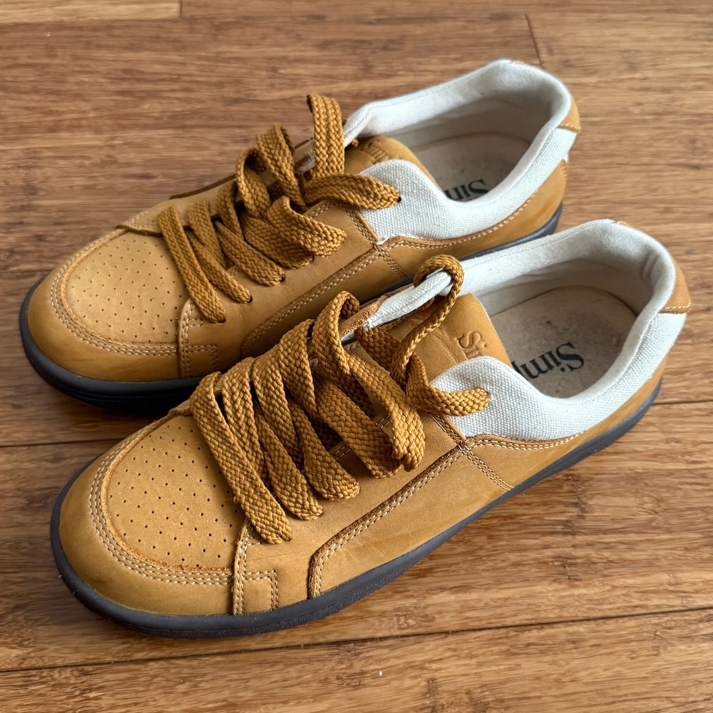 Simple OS Sneakers